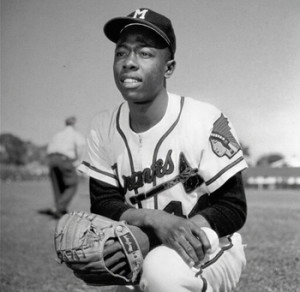 hank aaron image